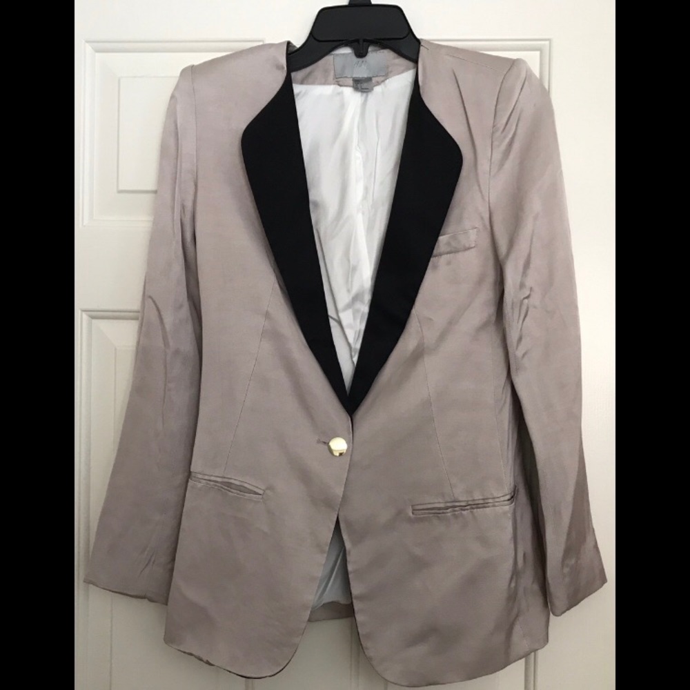 H&M Taupe/Black Satin Collarless Blazer Size 4